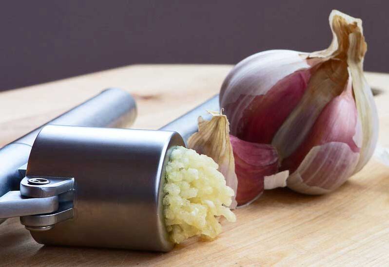 Knoblauch zur Beseitigung von Würmern